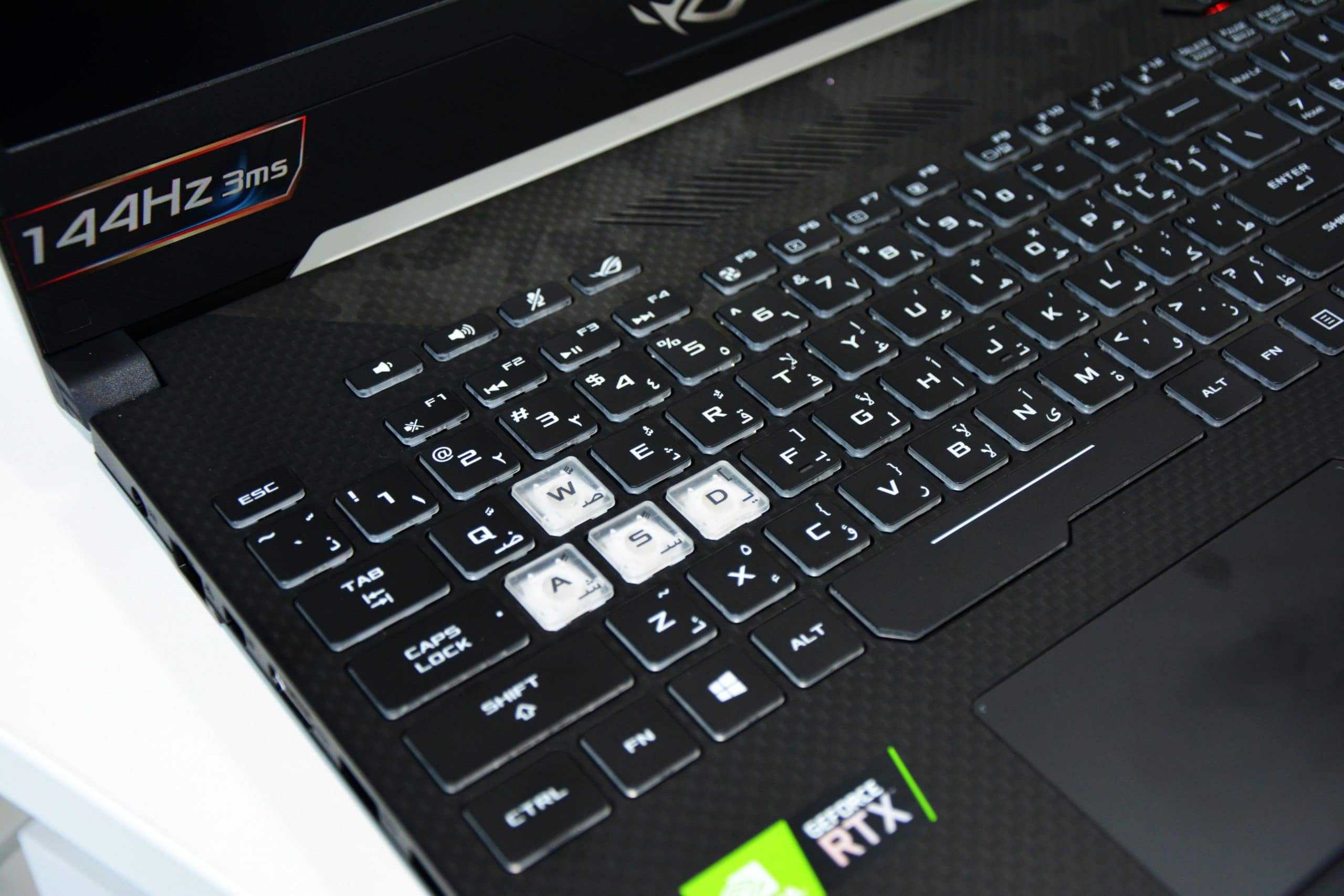Asus ROG Strix Scar 2 anmeldelse Asus ROG Strix Scar 2 anmeldelse